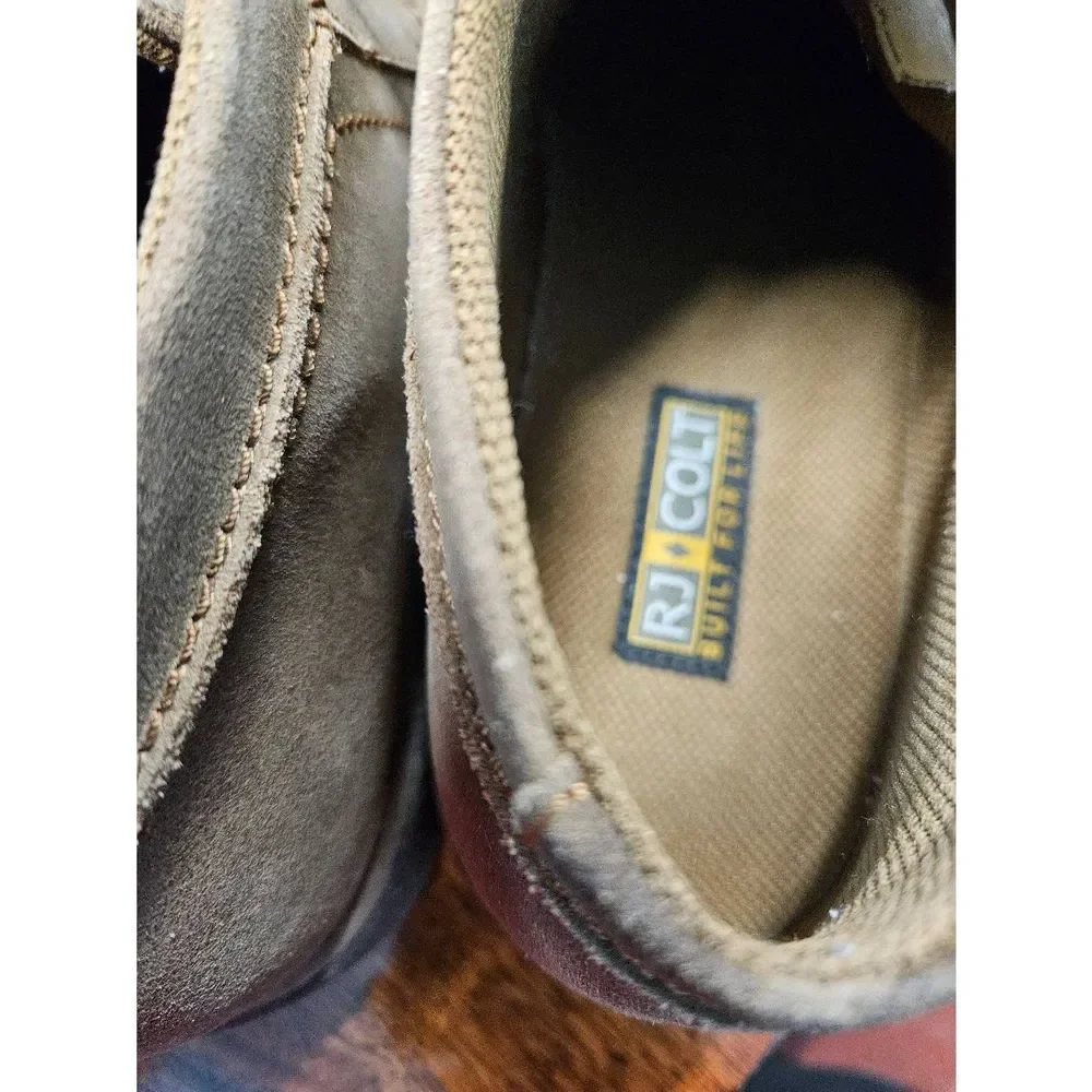 RJ Colt Taupe Suede Lace Up Men's Chukka Boots size 9.5